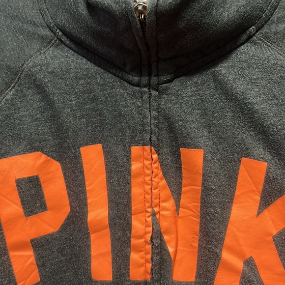 PINK - Picture 6 of 6